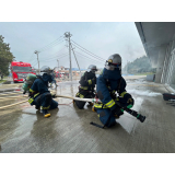 内部進入
